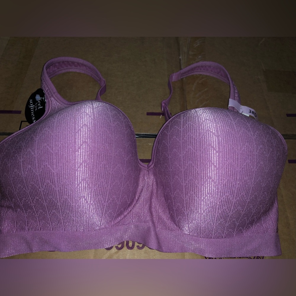 Women’s  Bali bra size 38D